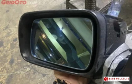 biaya perbaikan spion mobil